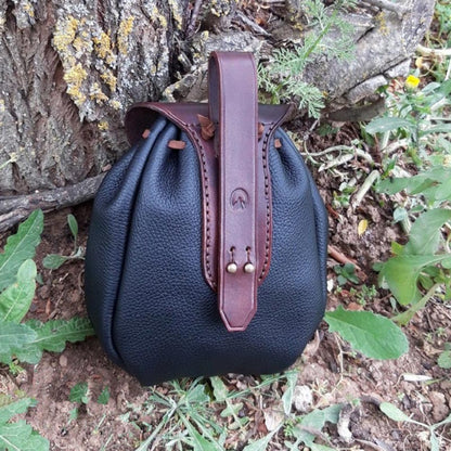 Retro Medieval Leather Waist Bag – EDC Belt Pouch with Drawstring Closure