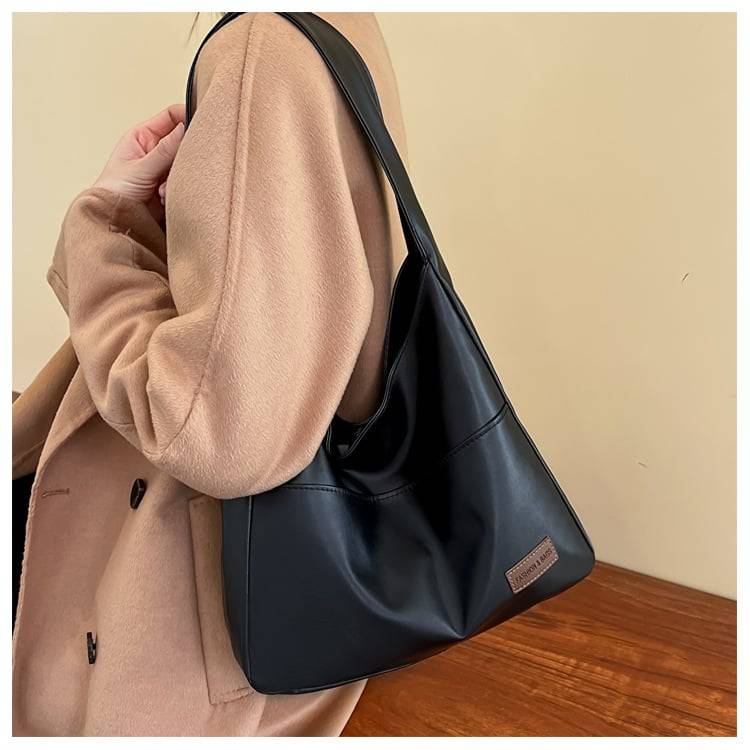 Simple leather tote bag👜